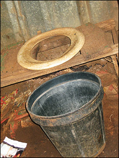 buckettoilet