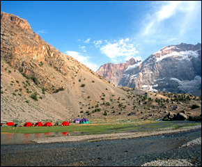 Tajik officials suggesting that water supplies to Uzbekistan be restricted