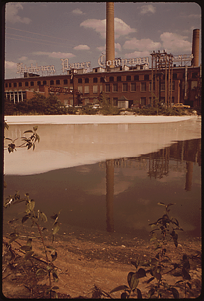 Click to enlarge. Clean Water Act, rivers, pollution, Project Documerica, EPA, Environmental Protection Agency, Fitchburg Paper Company, Paper mill pollution