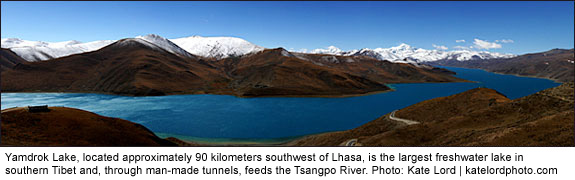 Yamdrok Lake, located approximately 90 kilometers southwest of Lhasa, is the largest freshwater lake in