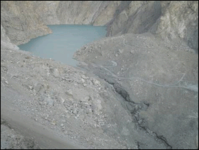 Animation of the Attabad Lake spillway