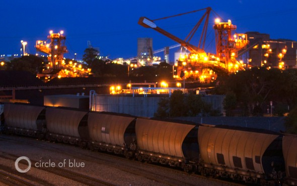 Australia coal train export port of newcastle new south wales natural gas coal seam gas LNG