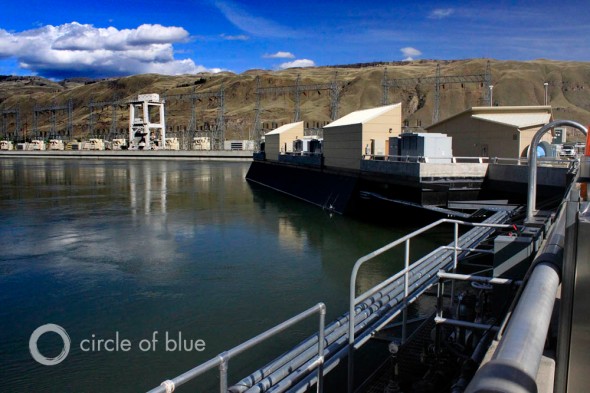 Rocky Reach Dam Columbia River Chelan County Public Utility district Washington National water and climate center
