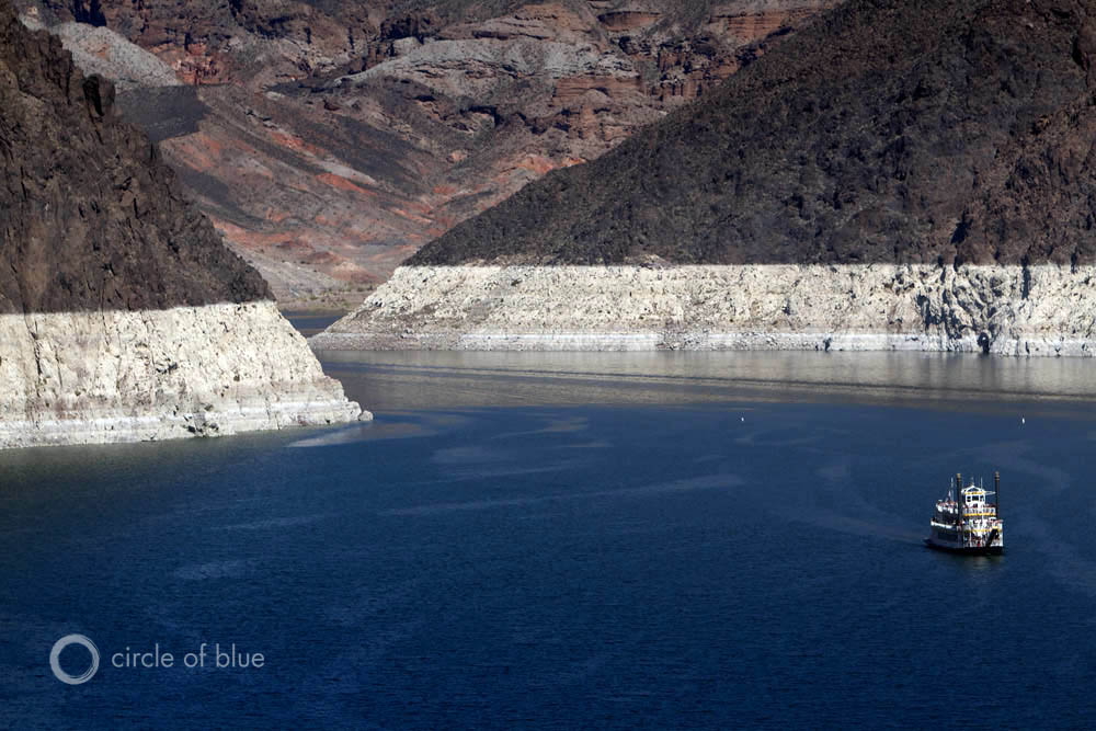 Lake Mead's bathtub ring Colorado River Hoover Dam drought
