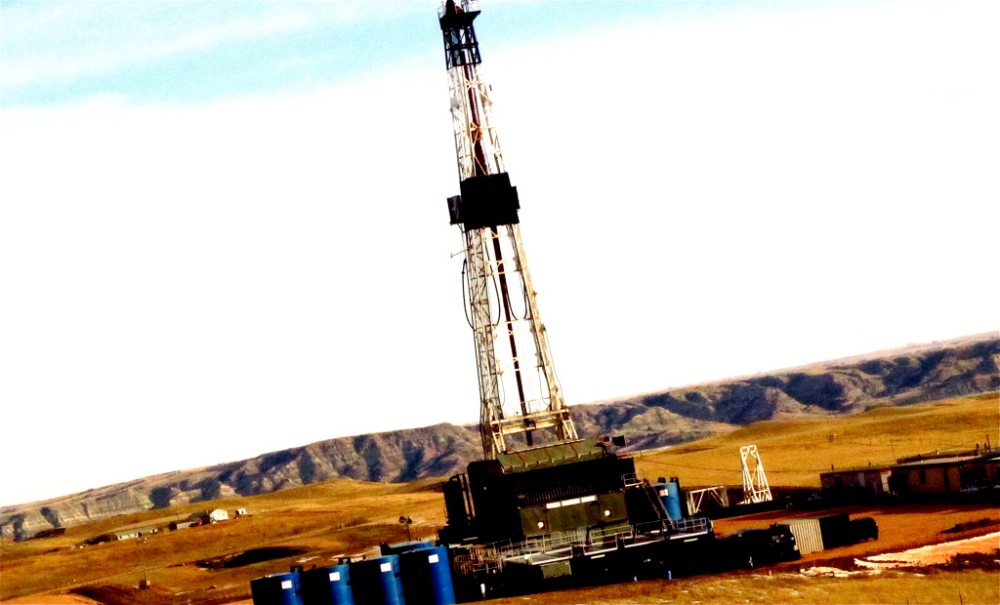 United States Bakken oil boom water energy competition