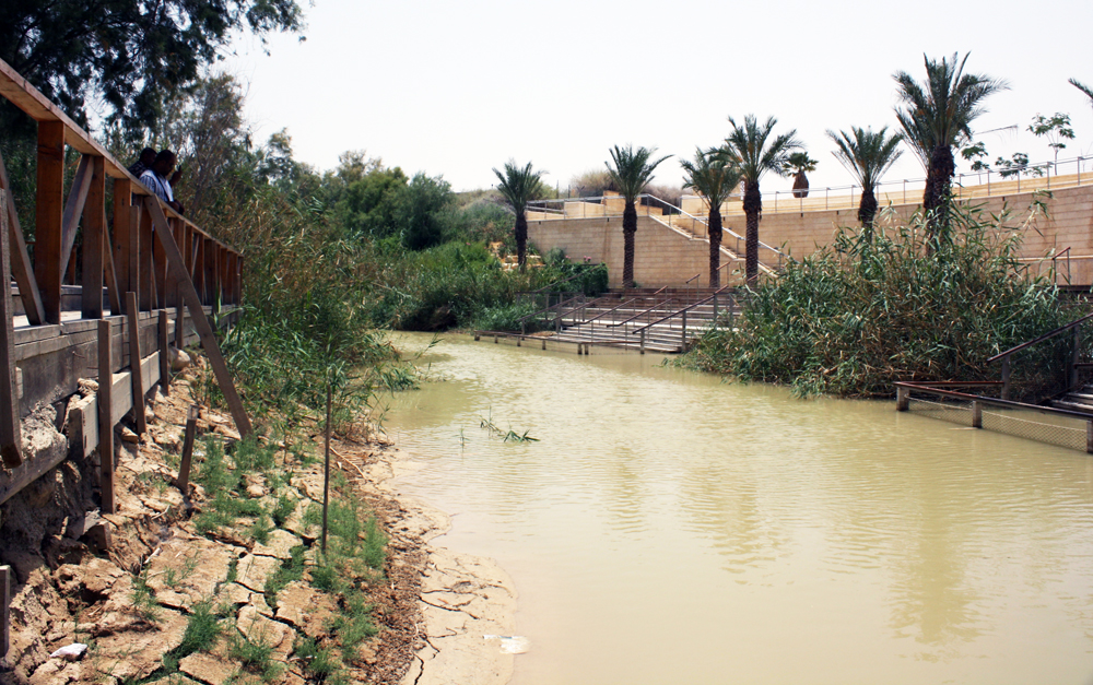 Jordan River Dead Sea Red Sea Jordan Israel Palestine shrinking lake water transfer