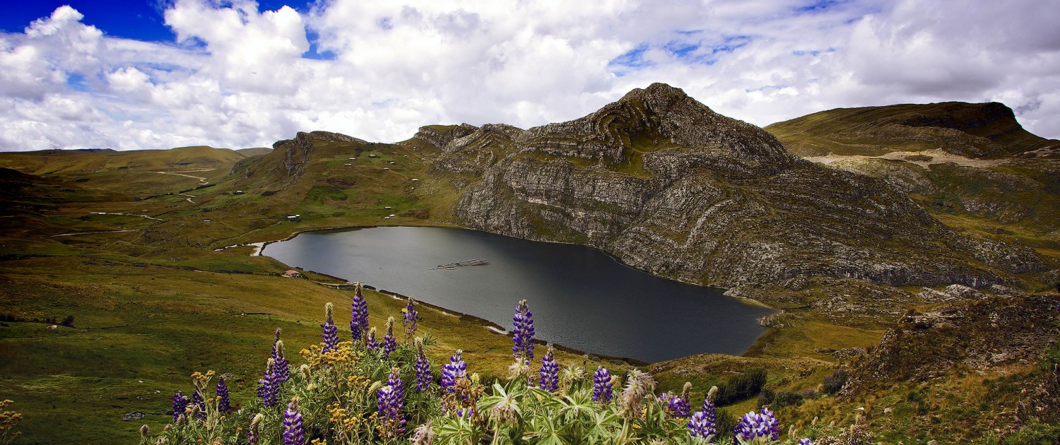 The Andes, the world's second-highest mountain range, are a picturesque scene of meadows and bare peaks, north of Cajamarca, where the Conga mine would have been located. Photo © J. Carl Ganter / Circle of Blue