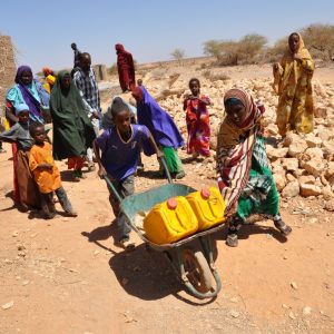 https://upload.wikimedia.org/wikipedia/commons/3/34/Oxfam_East_Africa_-_SomalilandDrought003.jpg