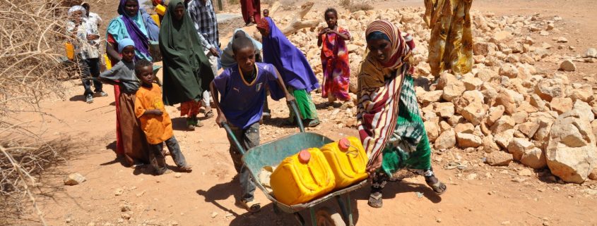 https://upload.wikimedia.org/wikipedia/commons/3/34/Oxfam_East_Africa_-_SomalilandDrought003.jpg
