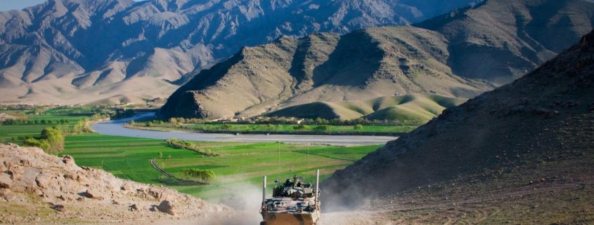 https://upload.wikimedia.org/wikipedia/commons/4/43/ASLAV_in_Afghanistan_during_early_2011.jpg