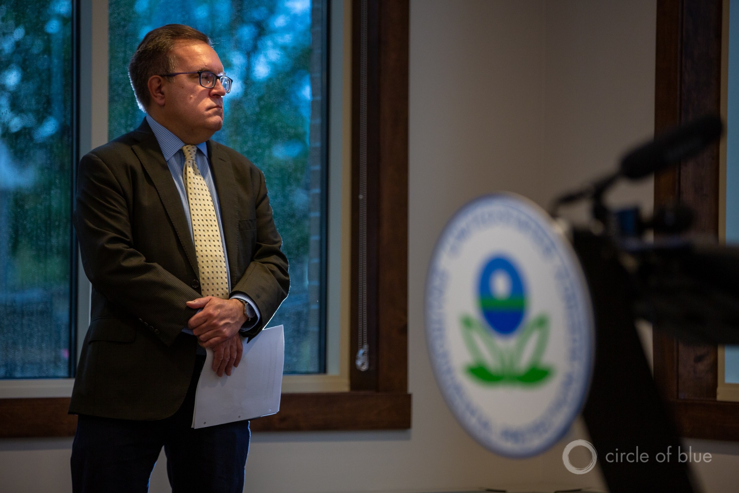 Andrew Wheeler, administrator of the U.S. Environmental Protection Agency, prepares to speak at an event in Traverse City, Michigan, on September 30, 2020. Photo © J. Carl Ganter/Circle of Blue